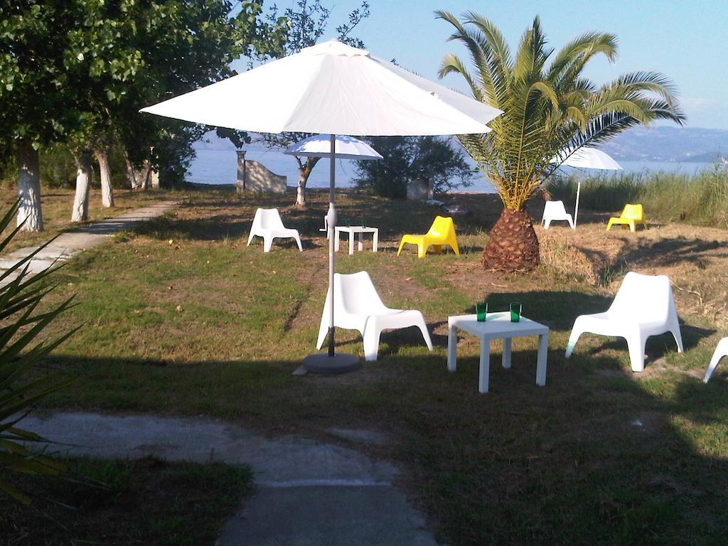 Virginia'S Beachfront Apartments Kavos Room photo