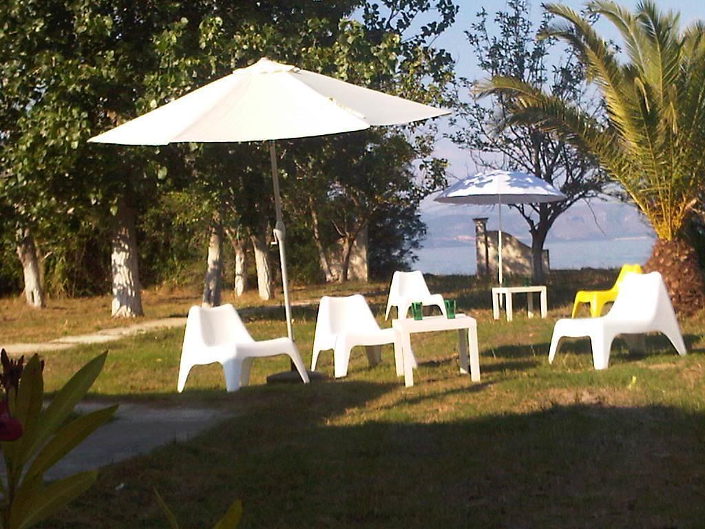 Virginia'S Beachfront Apartments Kavos Room photo