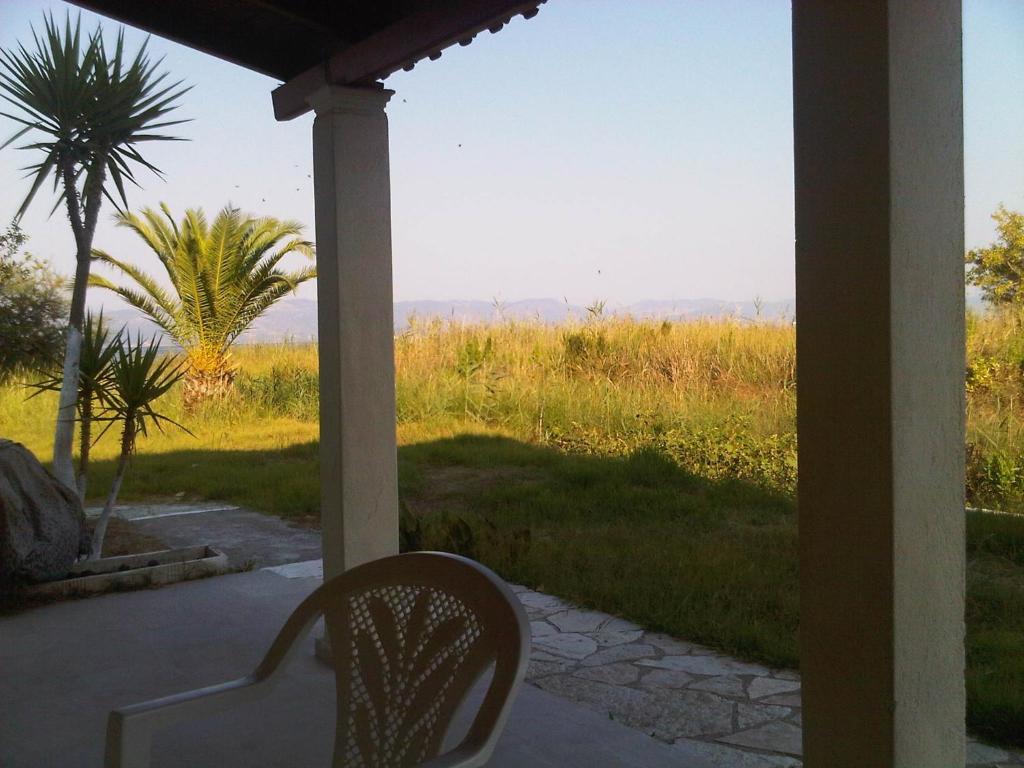 Virginia'S Beachfront Apartments Kavos Exterior photo