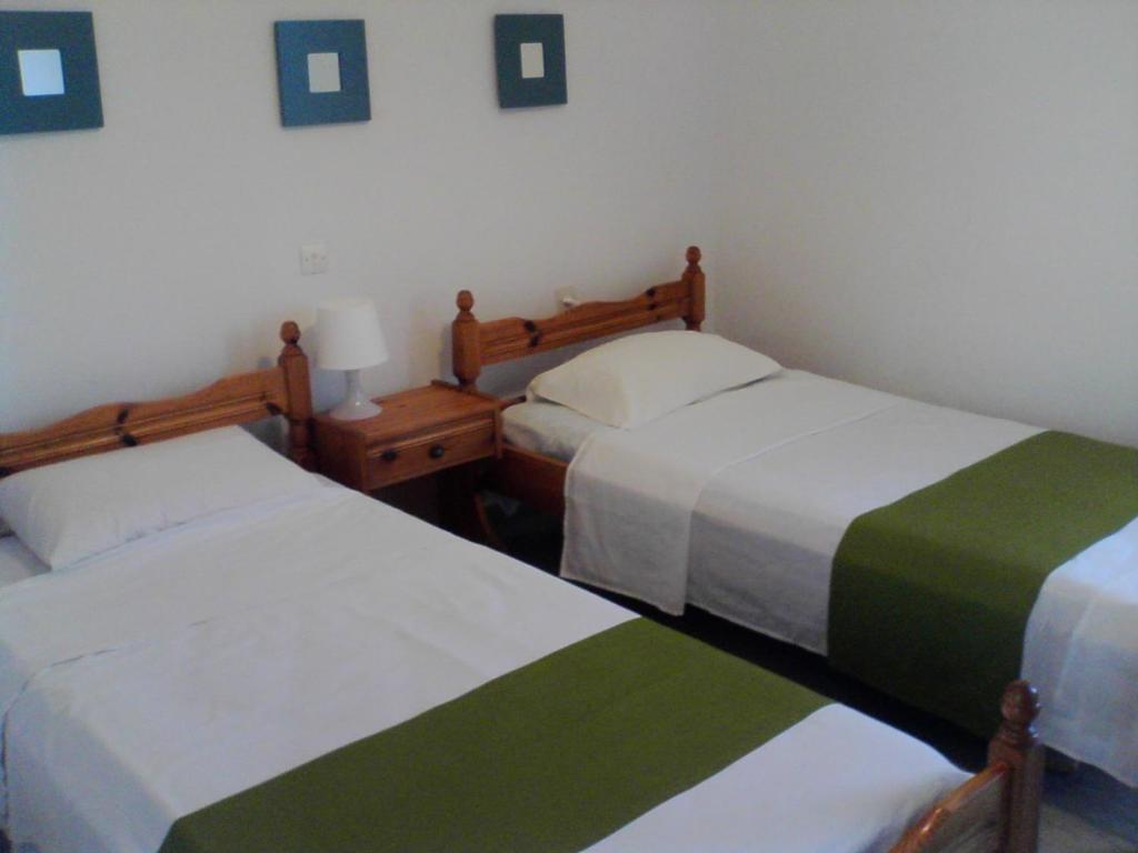 Virginia'S Beachfront Apartments Kavos Room photo