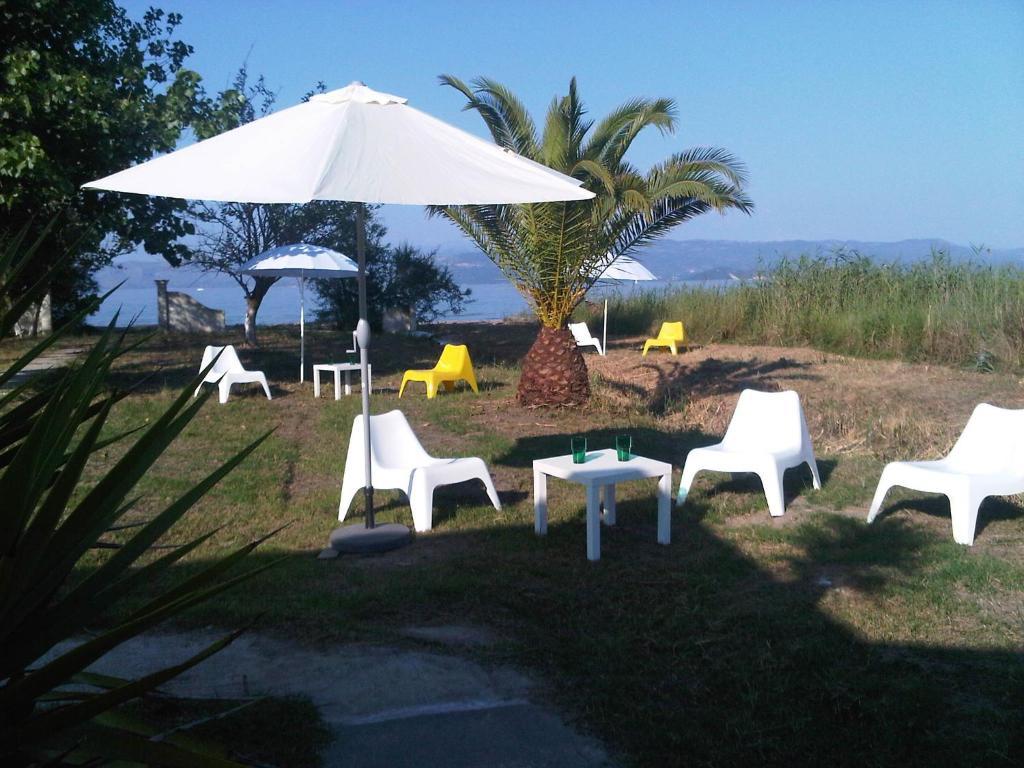 Virginia'S Beachfront Apartments Kavos Exterior photo