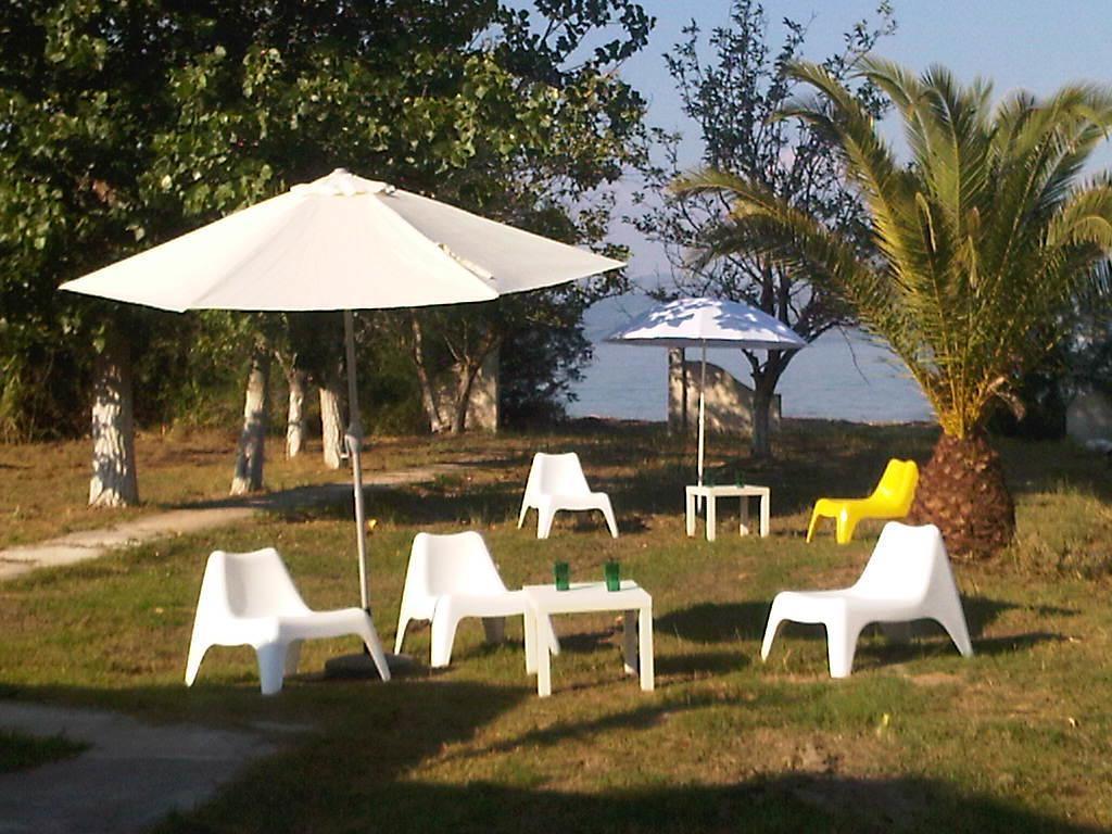 Virginia'S Beachfront Apartments Kavos Room photo